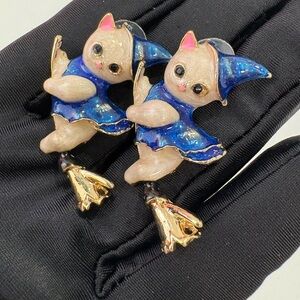 Riding Broom cat earrings